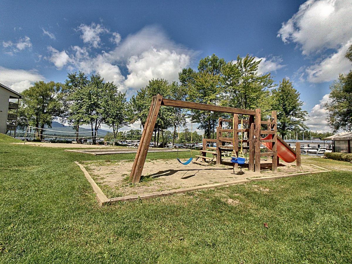 Location Tourisme Estrie - Oberge Du Village Magog Dış mekan fotoğraf