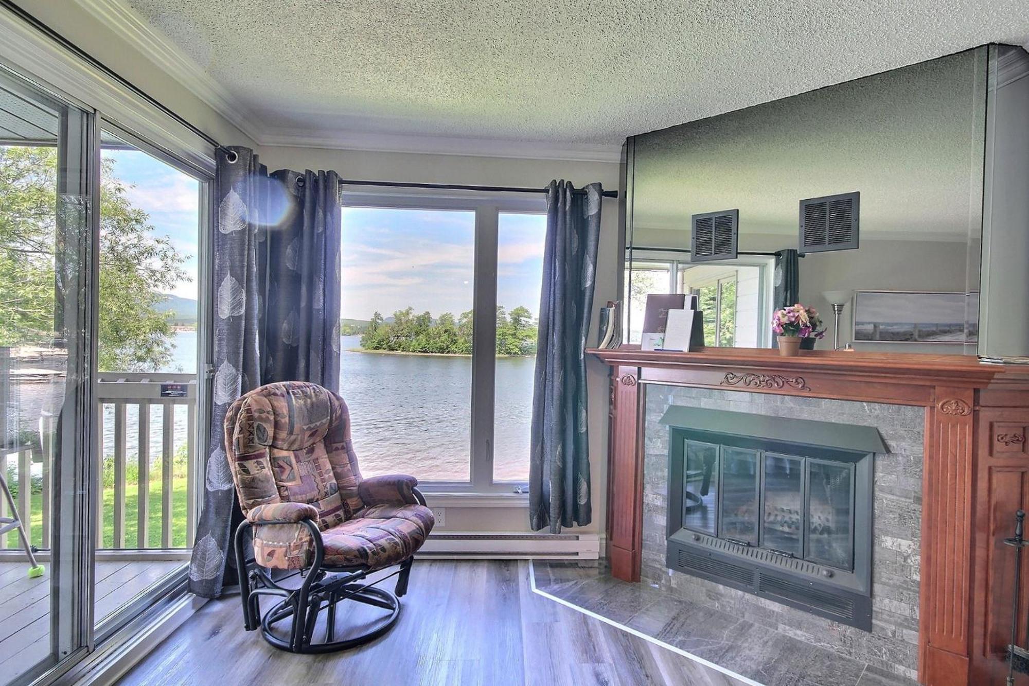 Location Tourisme Estrie - Oberge Du Village Magog Dış mekan fotoğraf